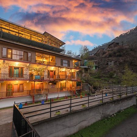 Sharda Resort-Tirthan Valley Banjār Exteriér fotografie