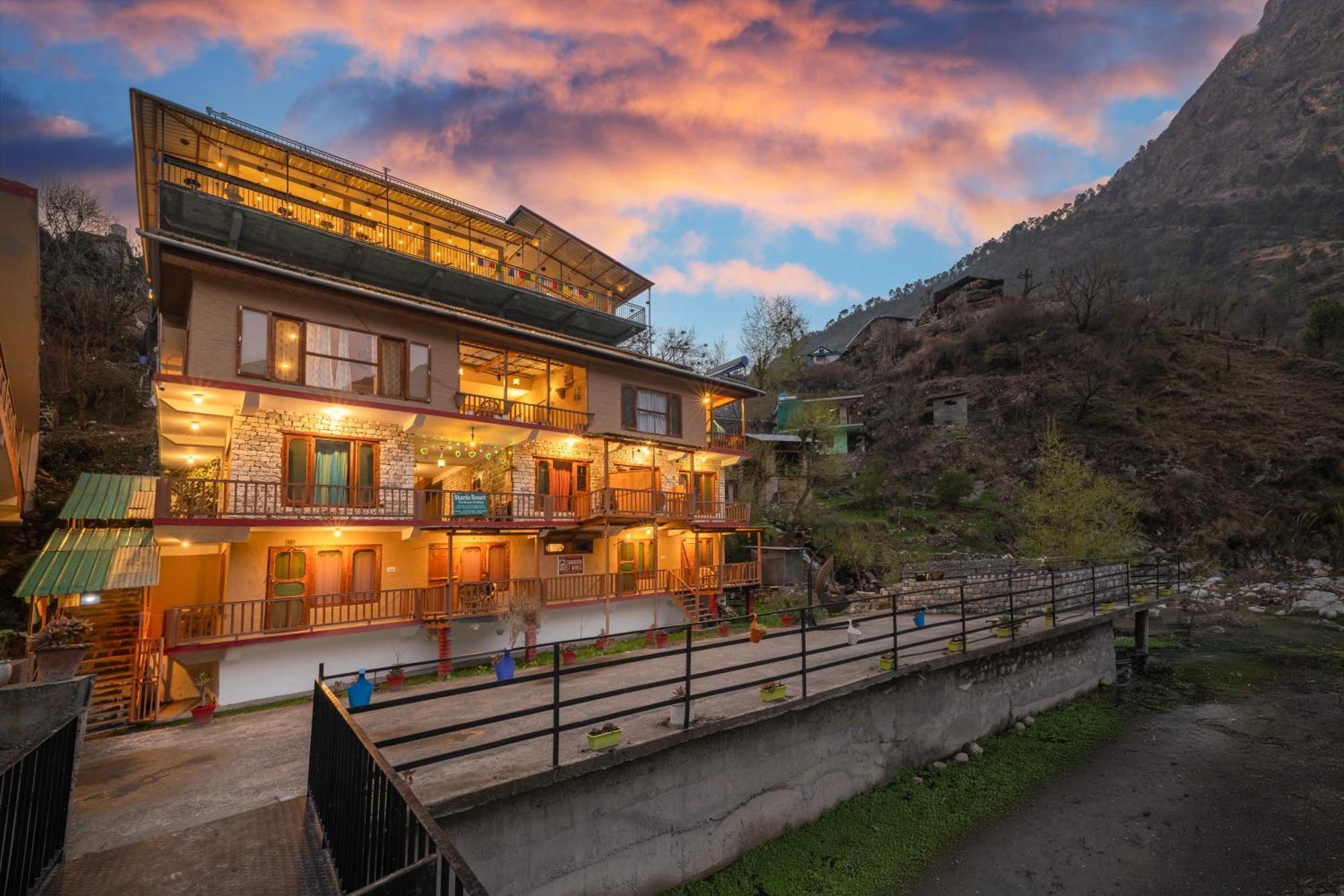 Sharda Resort-Tirthan Valley Banjār Exteriér fotografie