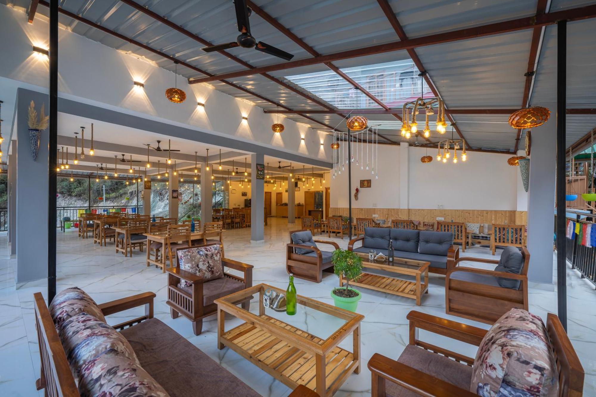 Sharda Resort-Tirthan Valley Banjār Exteriér fotografie